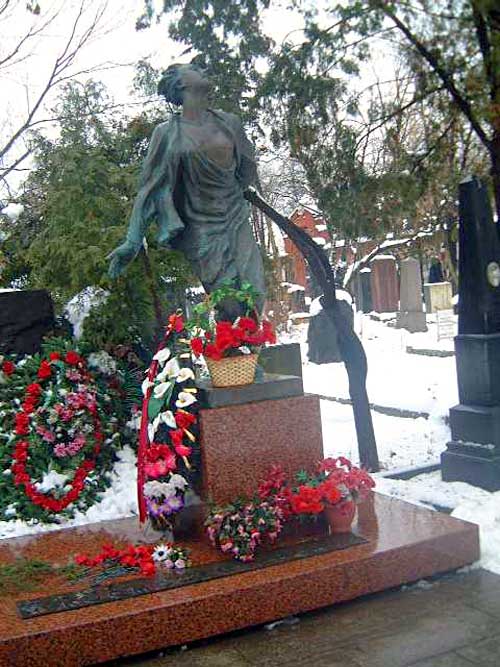 gravesite at Moscow